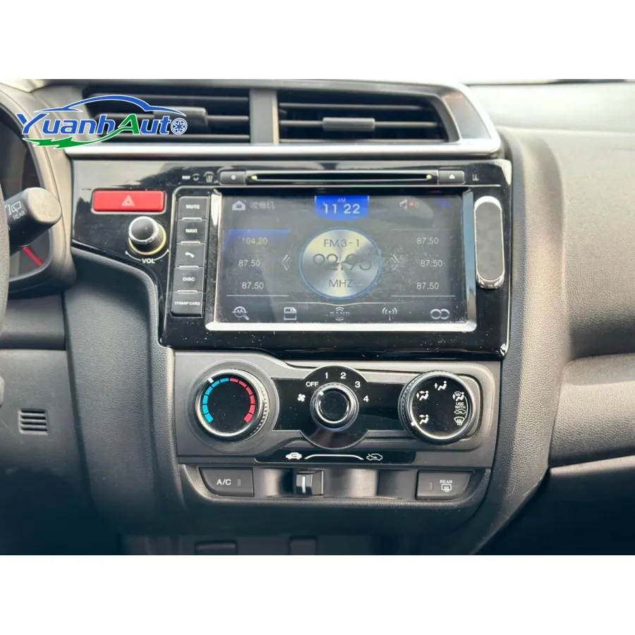 Honda Fit d'occasion, modèle 2015, 1,5 L LX CVT, voiture confort à deux compartiments