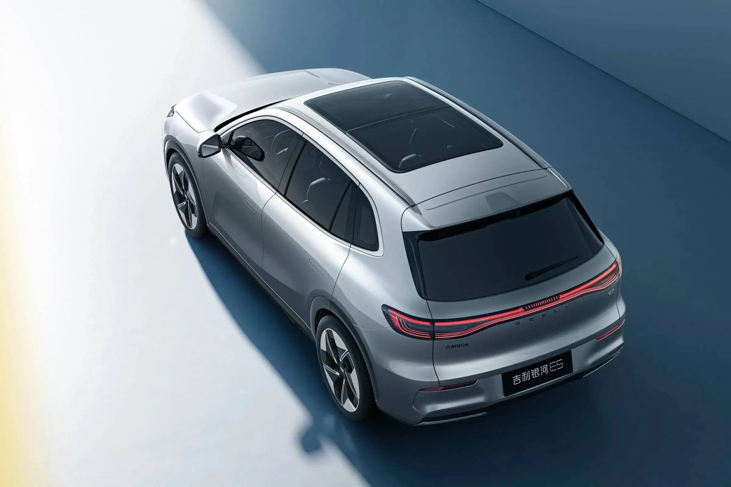 Geely Galaxy E5 Long Range Luxury New Energy Geely SUV Electronic Pocket Gear Hot Sale EV Auto Electric Car