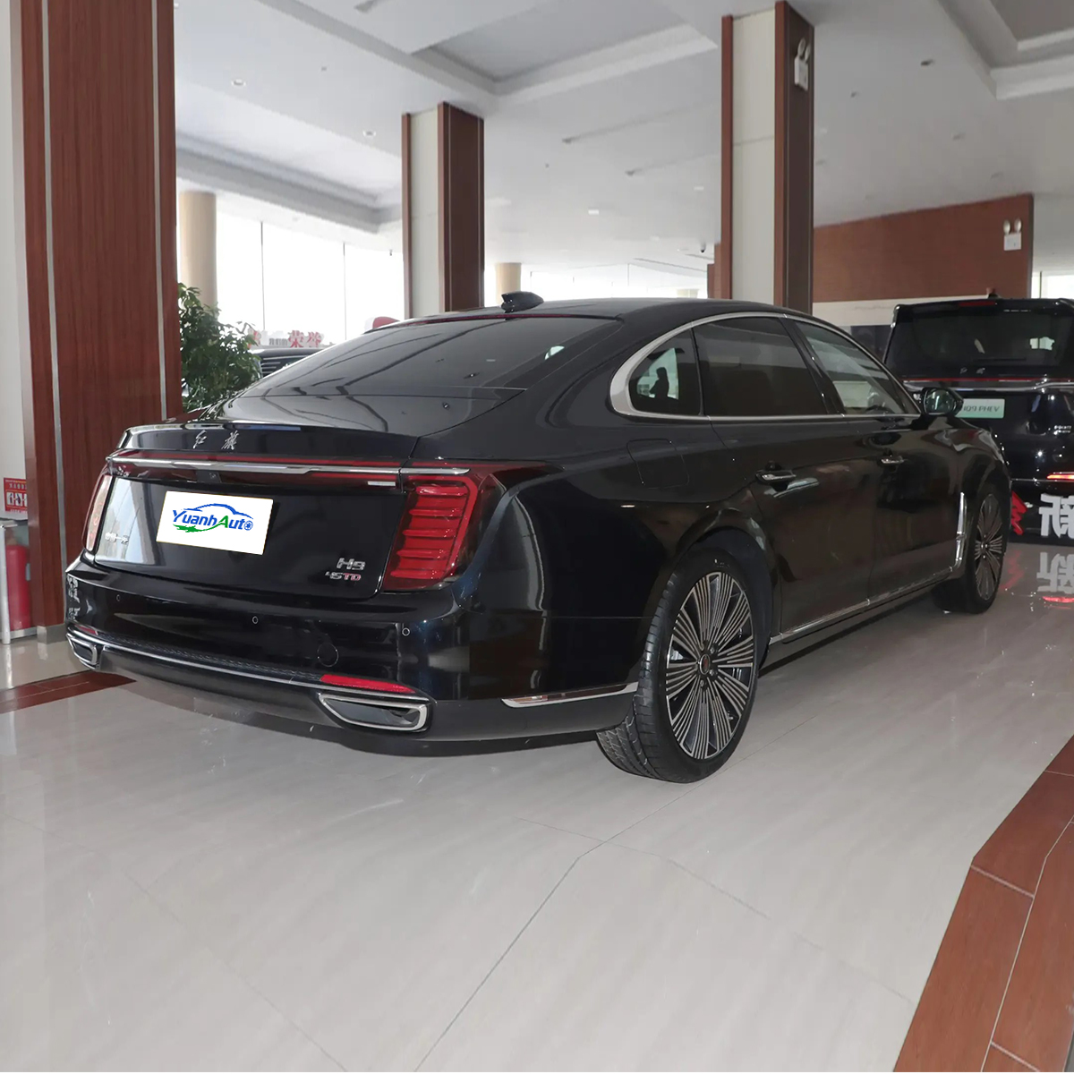 2025 New Car Hongqi H9 Hybrid Luxury Sedan 48v Light Mixing System Electric Fuel Hot Sale Hongqi 2.0T 252PS L4 Car Trade