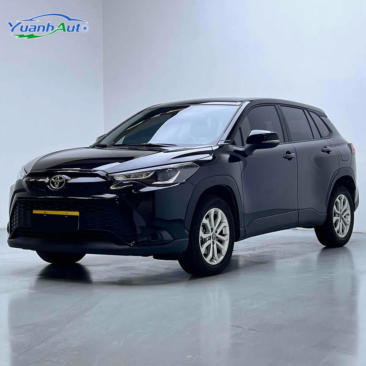 Used To yota Fortuner 2024 Model 2.0L CVT Elite Plus Edition Fuel SUV Vehicle Car