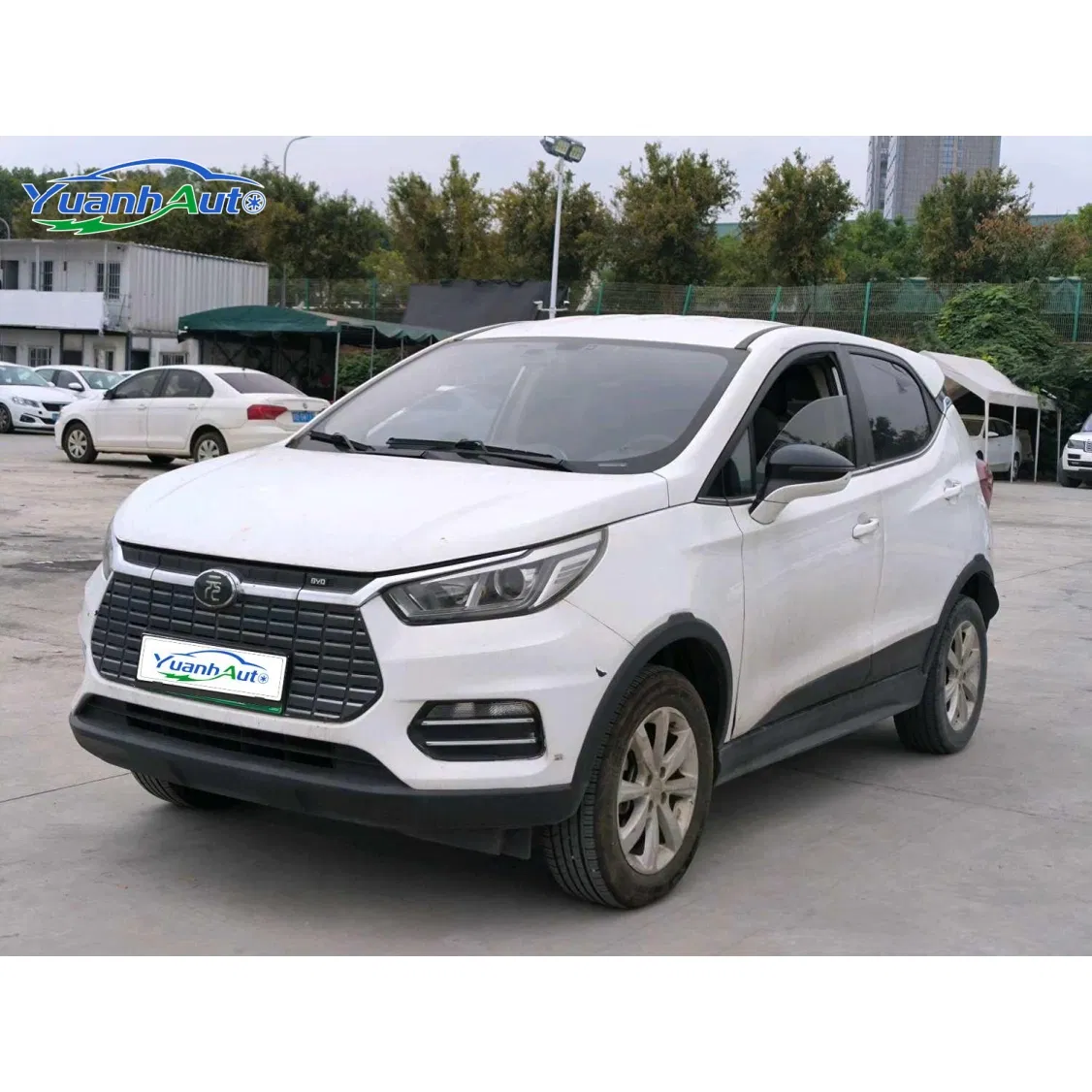 Byd Yuan New Energy 2018 Modelo Yuan EV360 Smart Link Cool Type Transmisión automática Autos usados