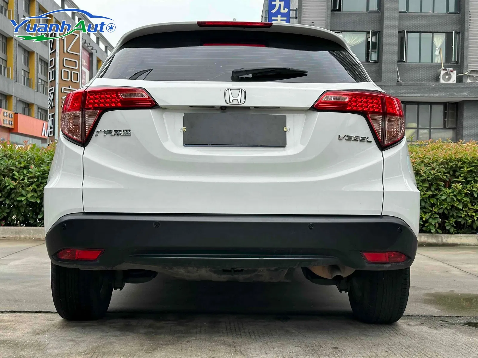 Honda Vezel SUV 2015 Used Fuel Efficient Gasoline Auto Vehicle Petrol Car