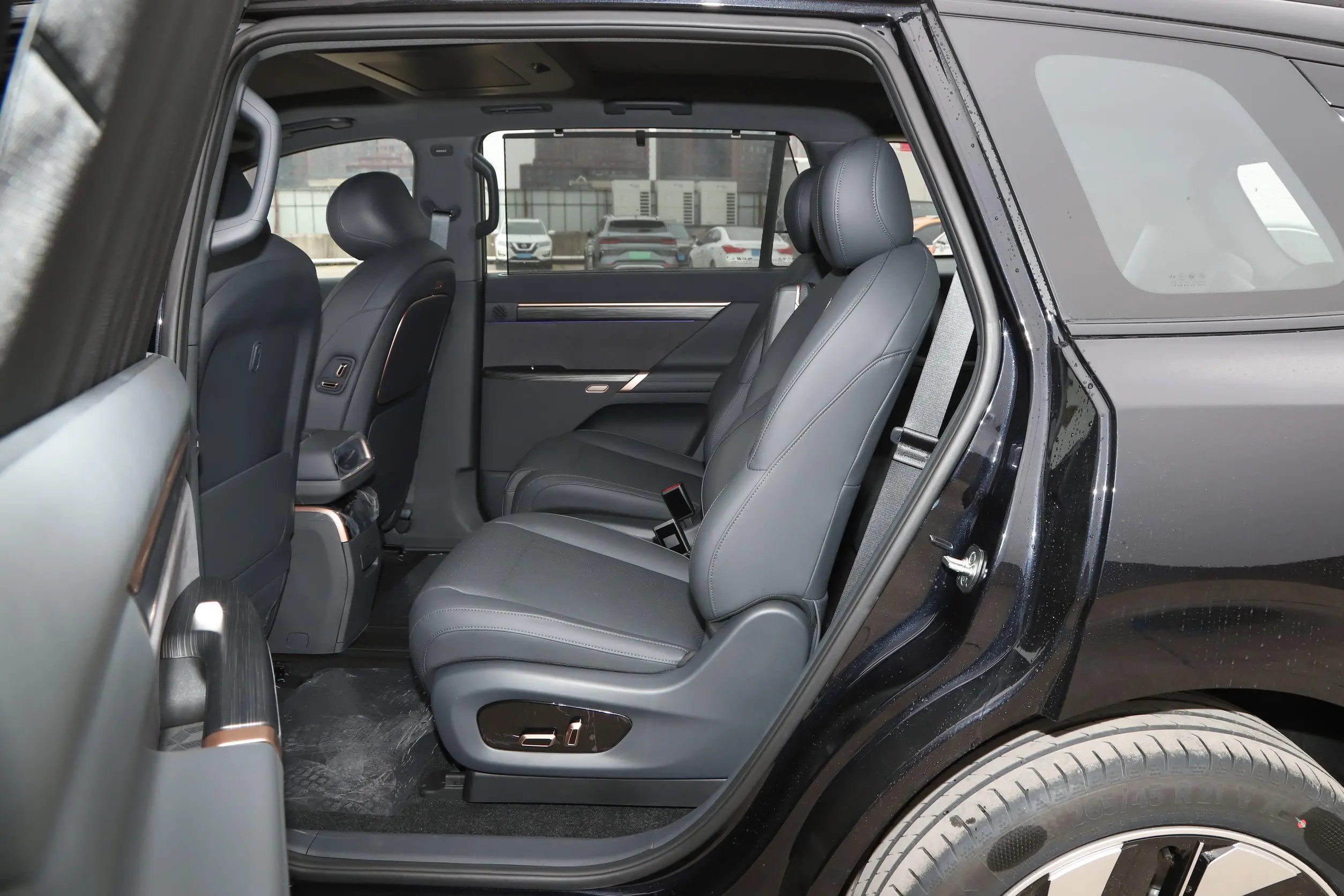 2025 New Car Dongfeng E Pai008 High Quality Chinese Electric SUV 2024 210Max Extended-range Version