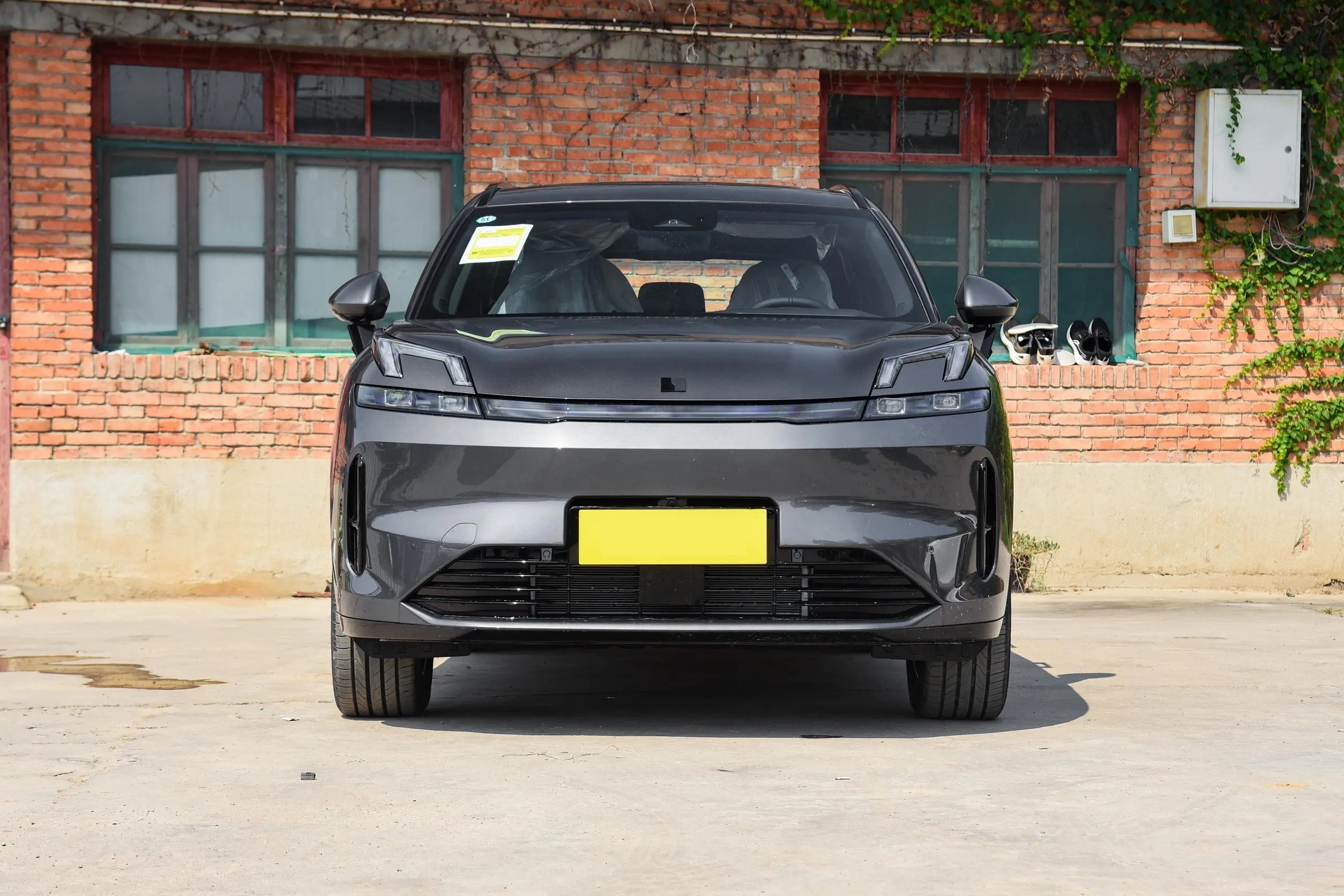 2025 LYNK & CO 08 EM-P Hybrid Electric Mini Sedan Used and New 7 Seat New Energy Vehicle