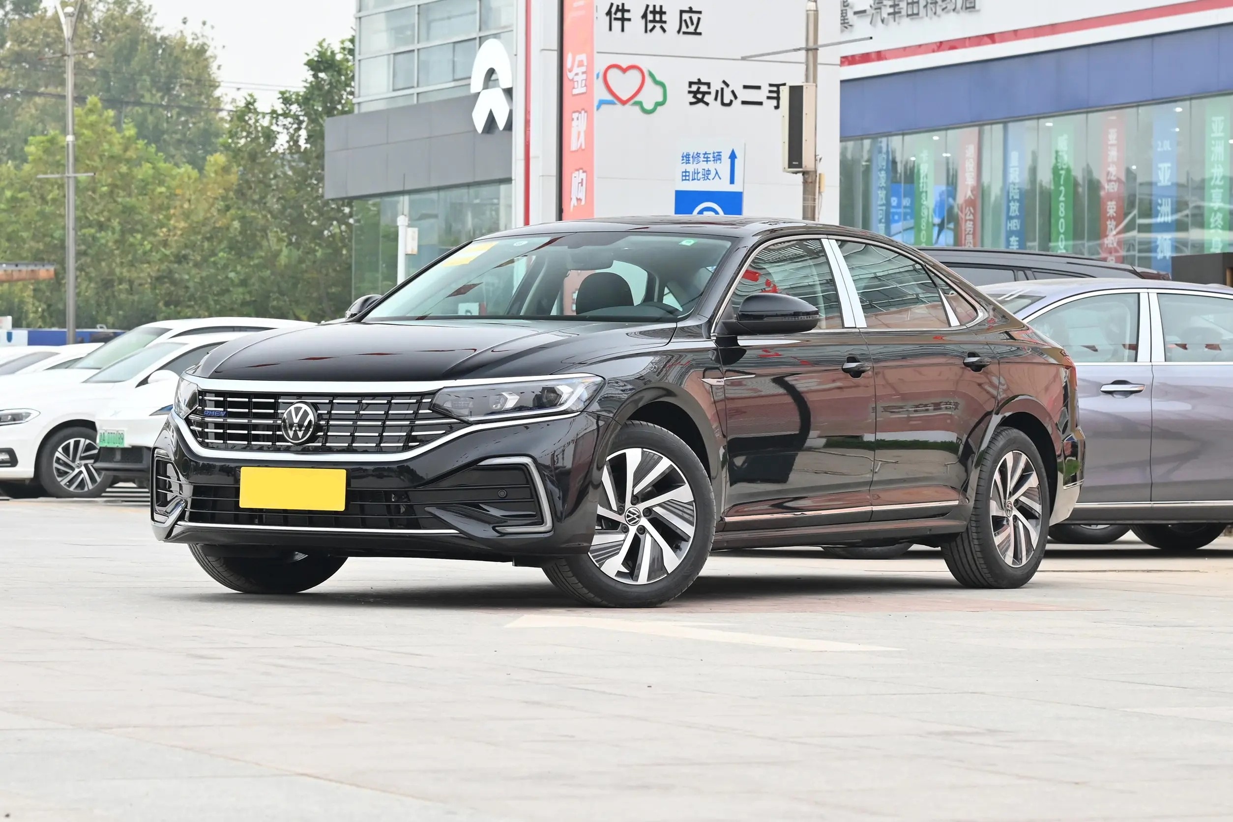 V W Passat Phev 2023 1 .4T Mid-size Sedan Electric Gasoline Hybrid New Car New Energy Vehicle for PassAt Phev