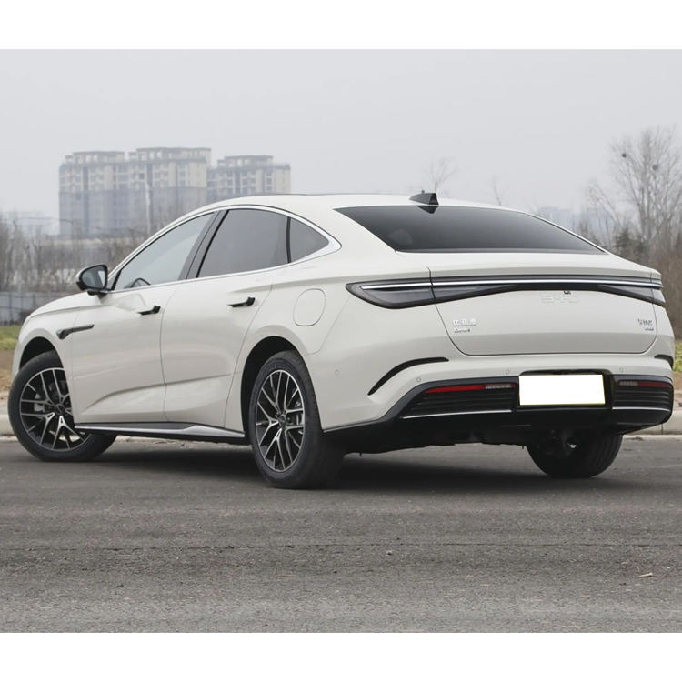 Used Byd Seal 07 Dm-I 1.5t Electric Byd Sedan Cruising Range New Energy Vehicle Hybrid Car