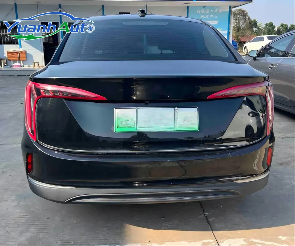 Hongqi E-Qm5 2021 Model Online Charging Didi Version 5 Seats Car