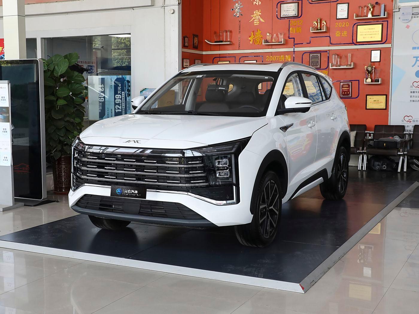 2024 New Car China JAC JIANGHUAI X8E New 5-7 Seat 1.5 TGDI GAS SUV with Panoramic Sunroof AWD Leather Seats Automatic FWD ACC
