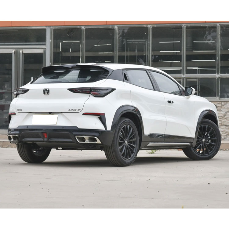 Coche de gasolina Changan UNI-T 1.5T 2WD SUV 2023, nuevo, automático, deportivo.