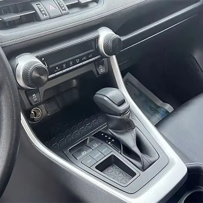 Toyota Rav4 2.0L, SUV essence d'occasion de 2021