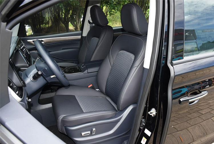 2024 GAC Trumpchi M8 MPV Véhicule à essence Voitures à carburant moyennes et grandes MPV