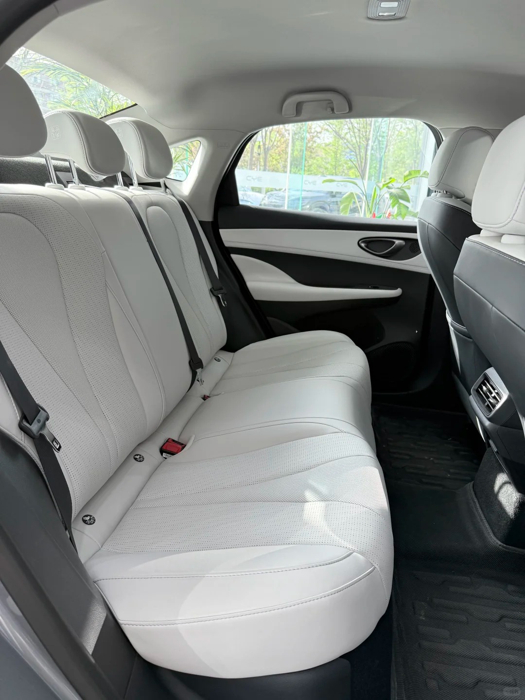 2025 BYD New Car Seal 05 Dm-i Sedan New Energy Plug-In Hybrid Vehicle