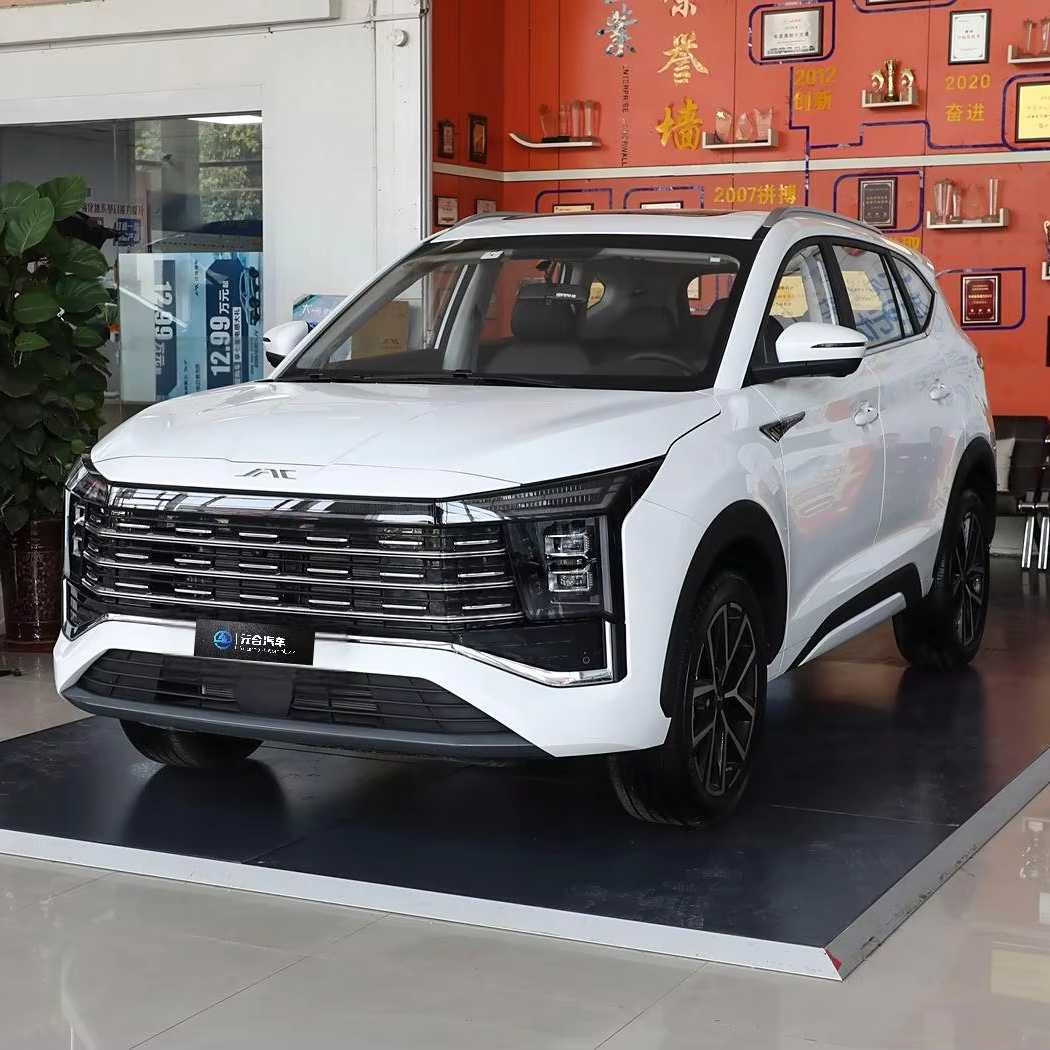 2024 New Car China JAC JIANGHUAI X8E New 5-7 Seat 1.5 TGDI GAS SUV with Panoramic Sunroof AWD Leather Seats Automatic FWD ACC