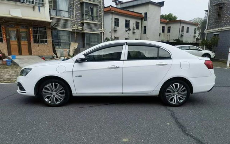 In Stock Electric Cars for Sale 2018 Geely Emgrand Ev450 400Km Cars Used Vehicles