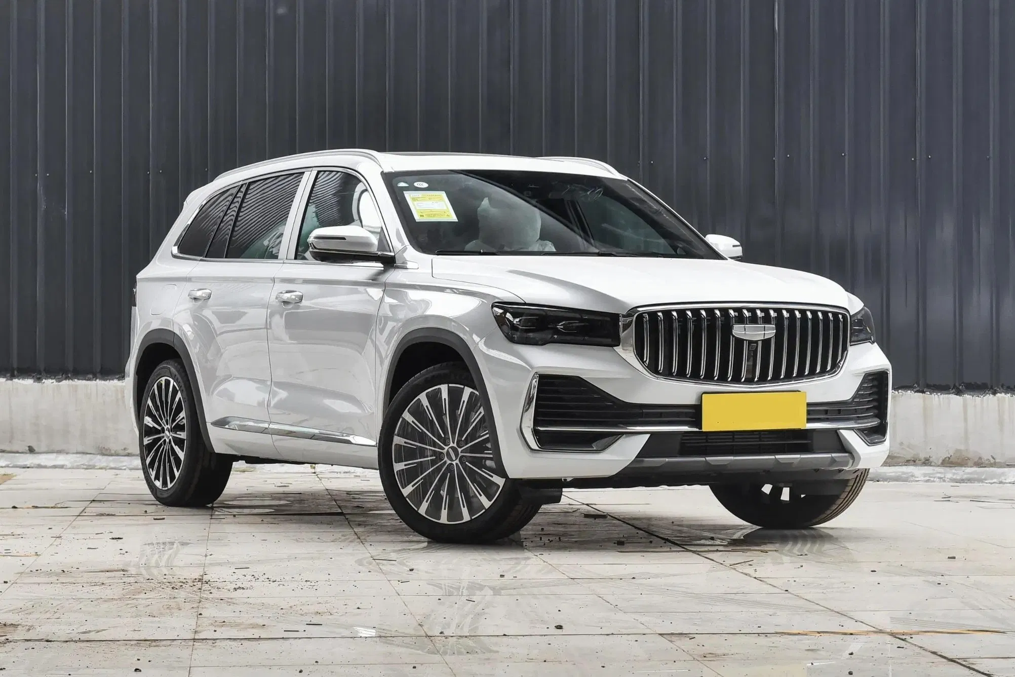 Used Car Hot Selling Geely Monjaro Xingyue L New Energy Vehicles 4WD Geely Hybrid New SUV Car Factory Price